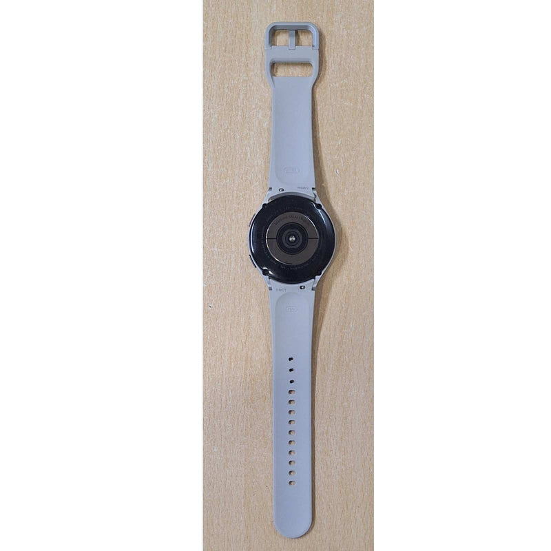 Samsung Galaxy Watch 4 (CLYW) (SM-R870) Silver Smart watch (Good Condition)