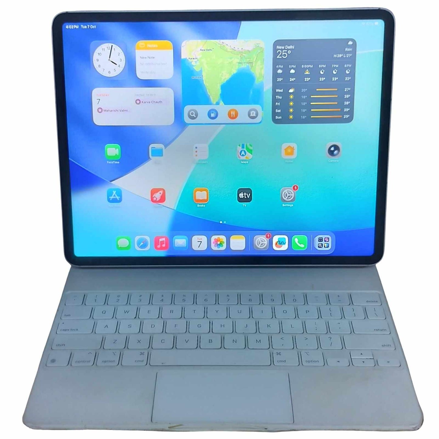 Apple iPad Pro 12.9" (6th gen) Wi Fi + Cellular (A2437) 128GB M2 Chip with Magic Keyboard 