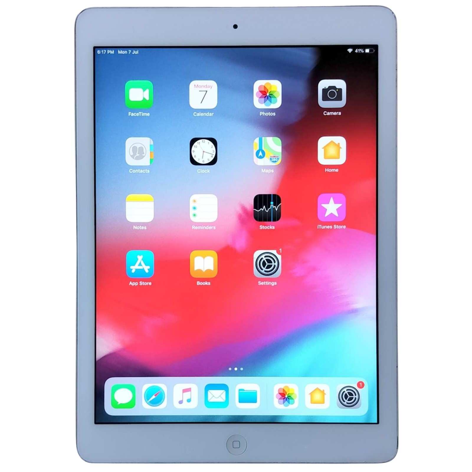 Apple iPad Air (A1474) 9.7" Wi Fi 16GB Silver (Good Condition)