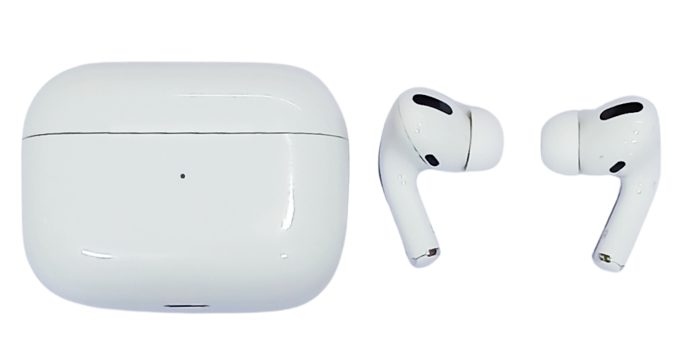 Used Apple Airpods Pro With Wireless Charging Case Active noise cancellation Bluetooth Headset White