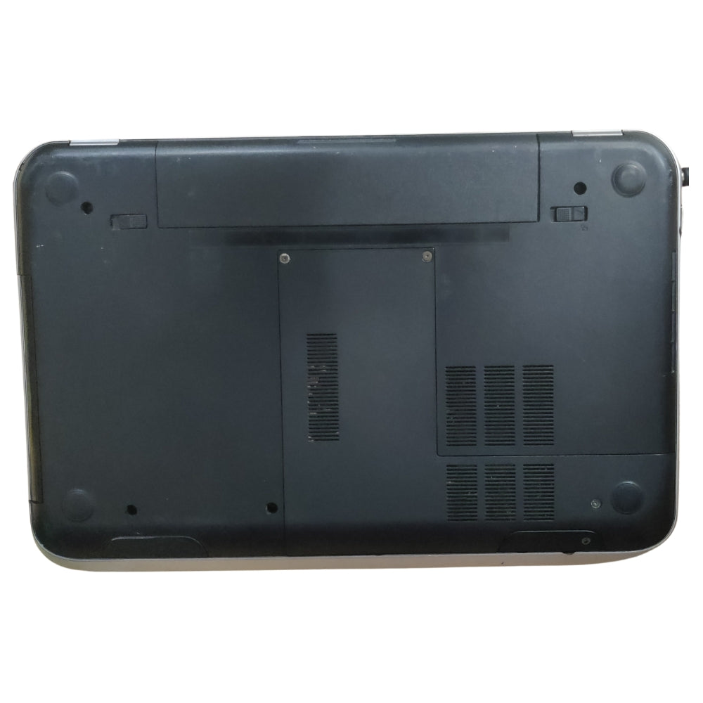 Back panel Of Used Dell Inspiron 15R SE 7520